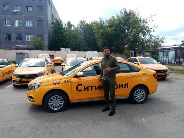 +7 499 938-48-60  Кыргыз таксопарк. Жумуш таксиде.